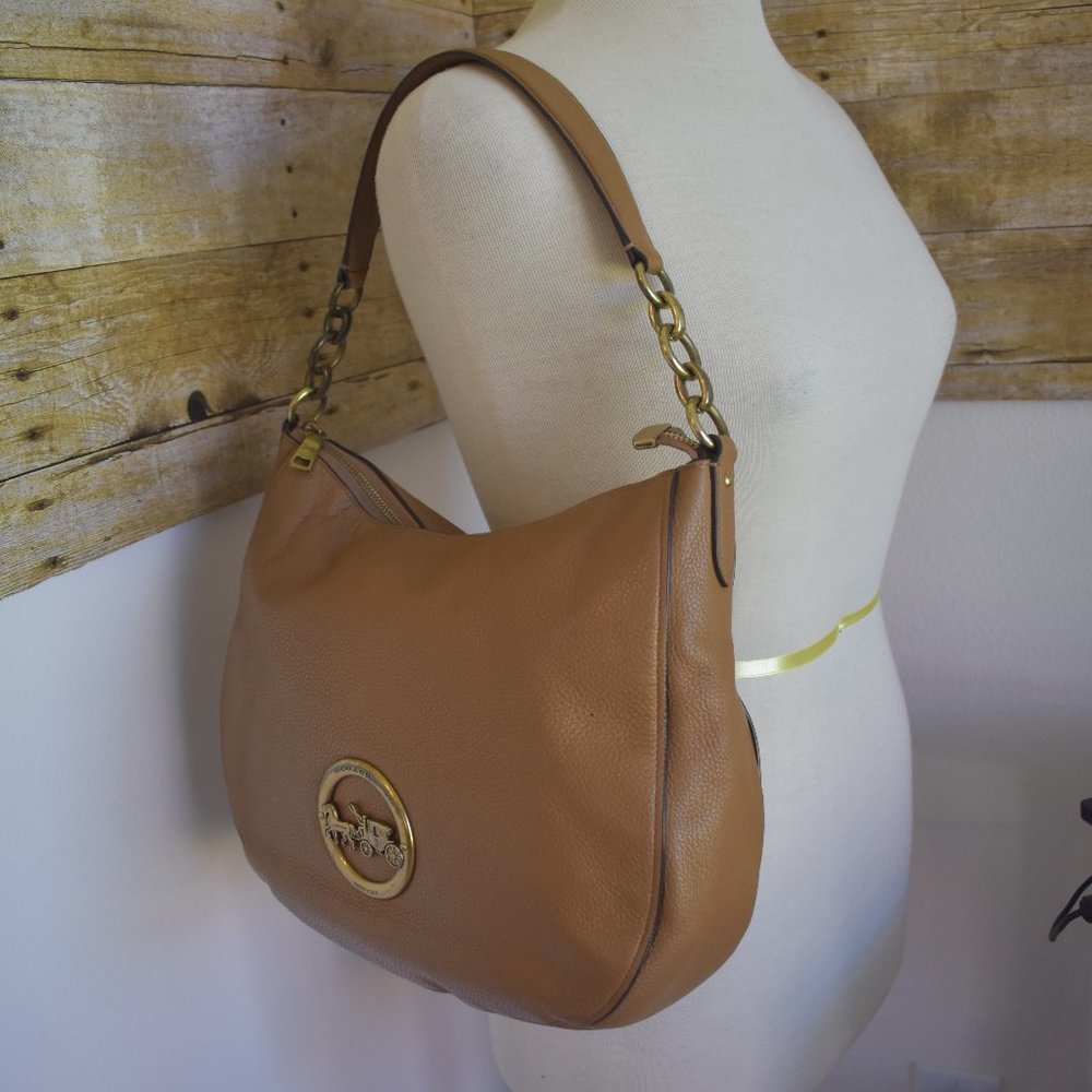 Coach Elle Hobo Pebble Leather F31400